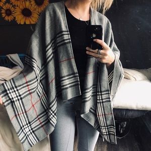 Burberry patterned poncho/wrap